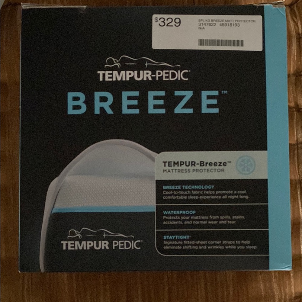 TEMPUR-PEDIC Breeze Waterproof Mattress Protector — White SPL/KING Retail $329